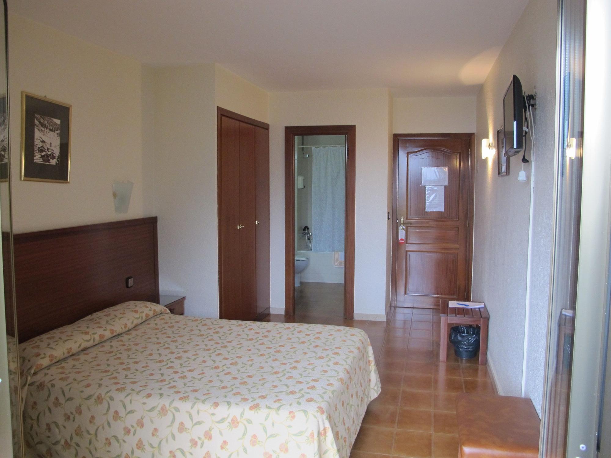 Coray By Pierre & 3*