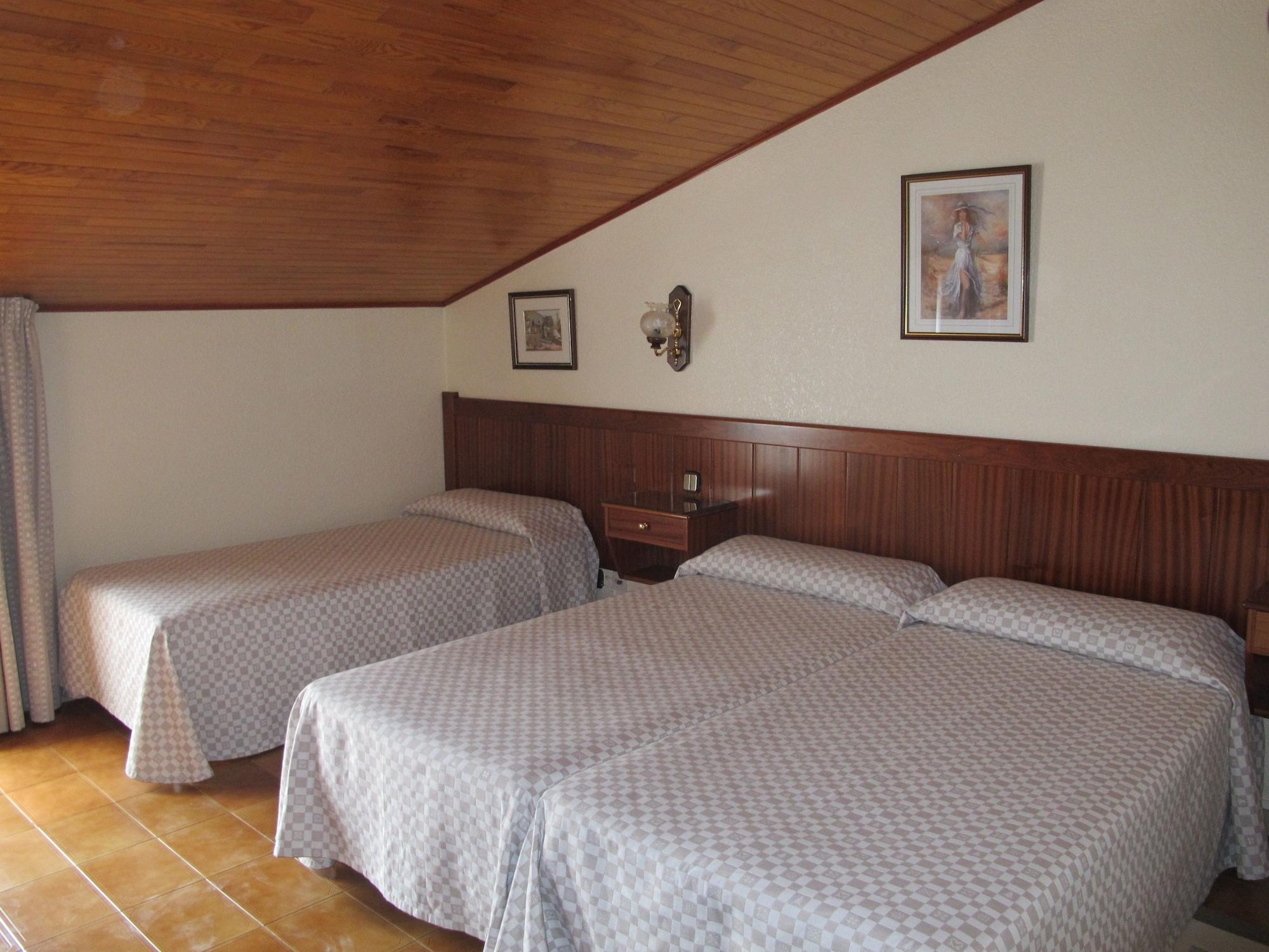 Coray By Pierre & 3*