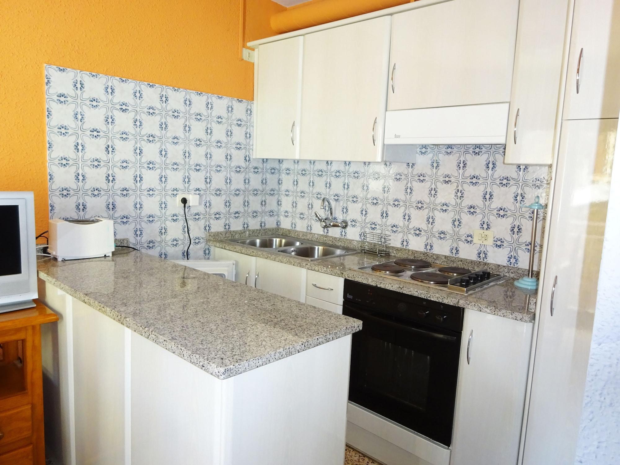 Apartment 3000 *