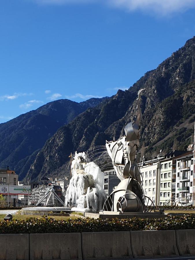 Apartamento Centrico Loft En Andorra Capital Con Parking