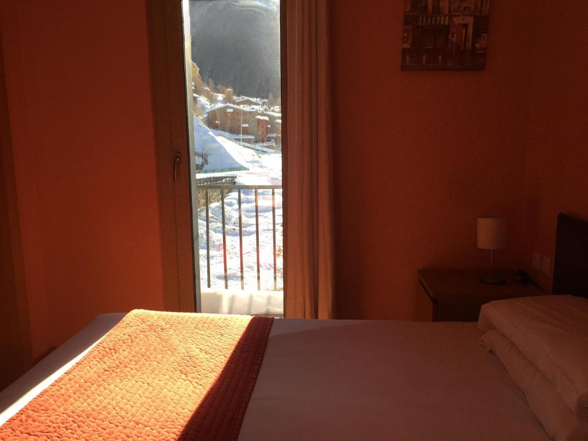Roc De St Miquel & Hotel Soldeu