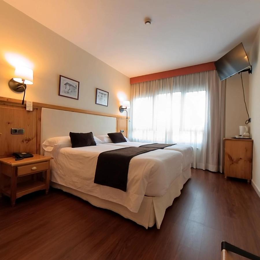 Meta Hotel