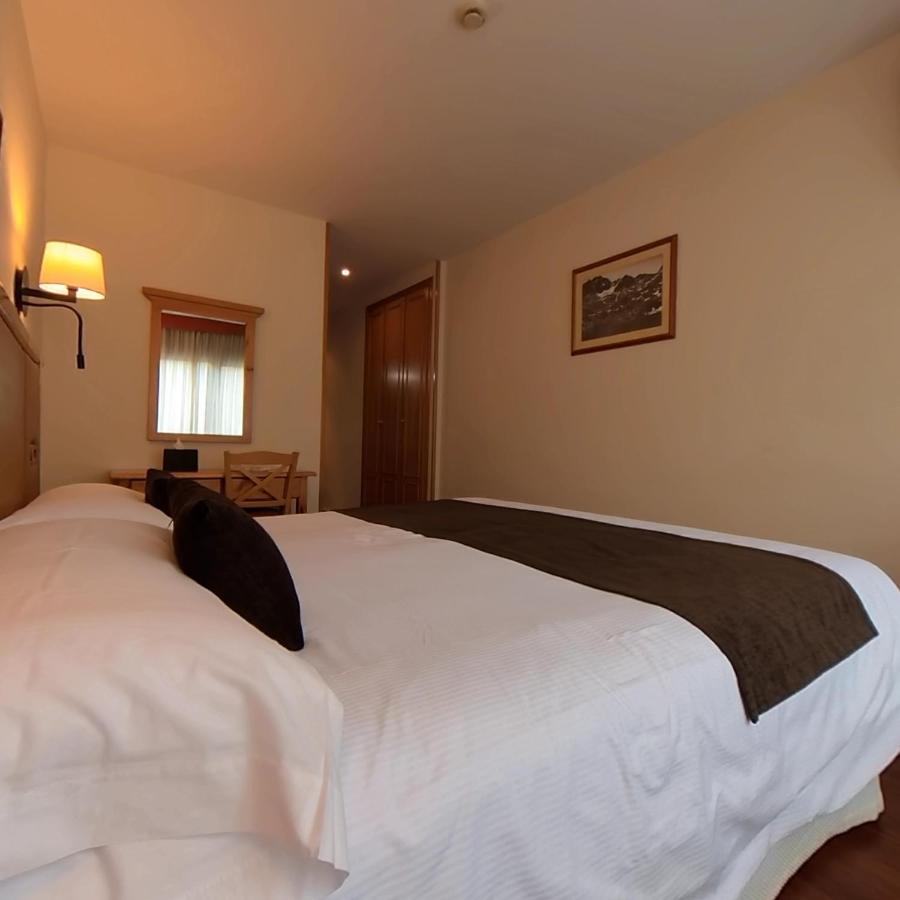 Meta Hotel