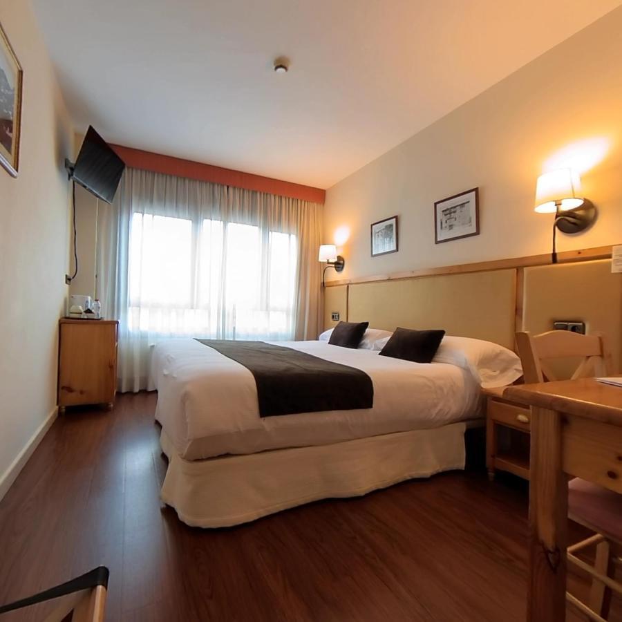 Meta Hotel