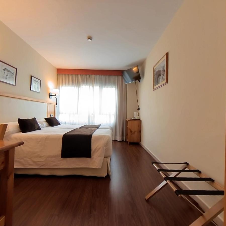 Meta Hotel 3*