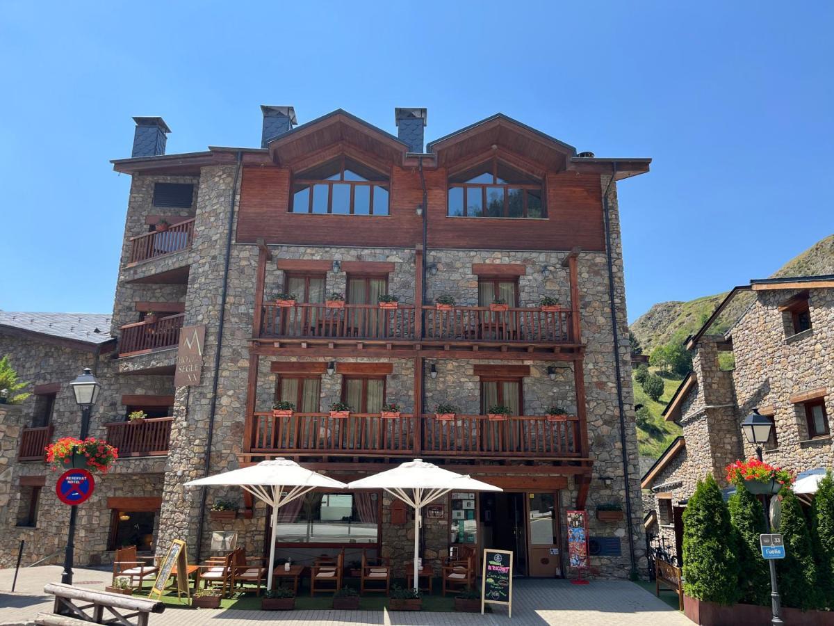 Hotel Wuau! Segle Xx Ransol