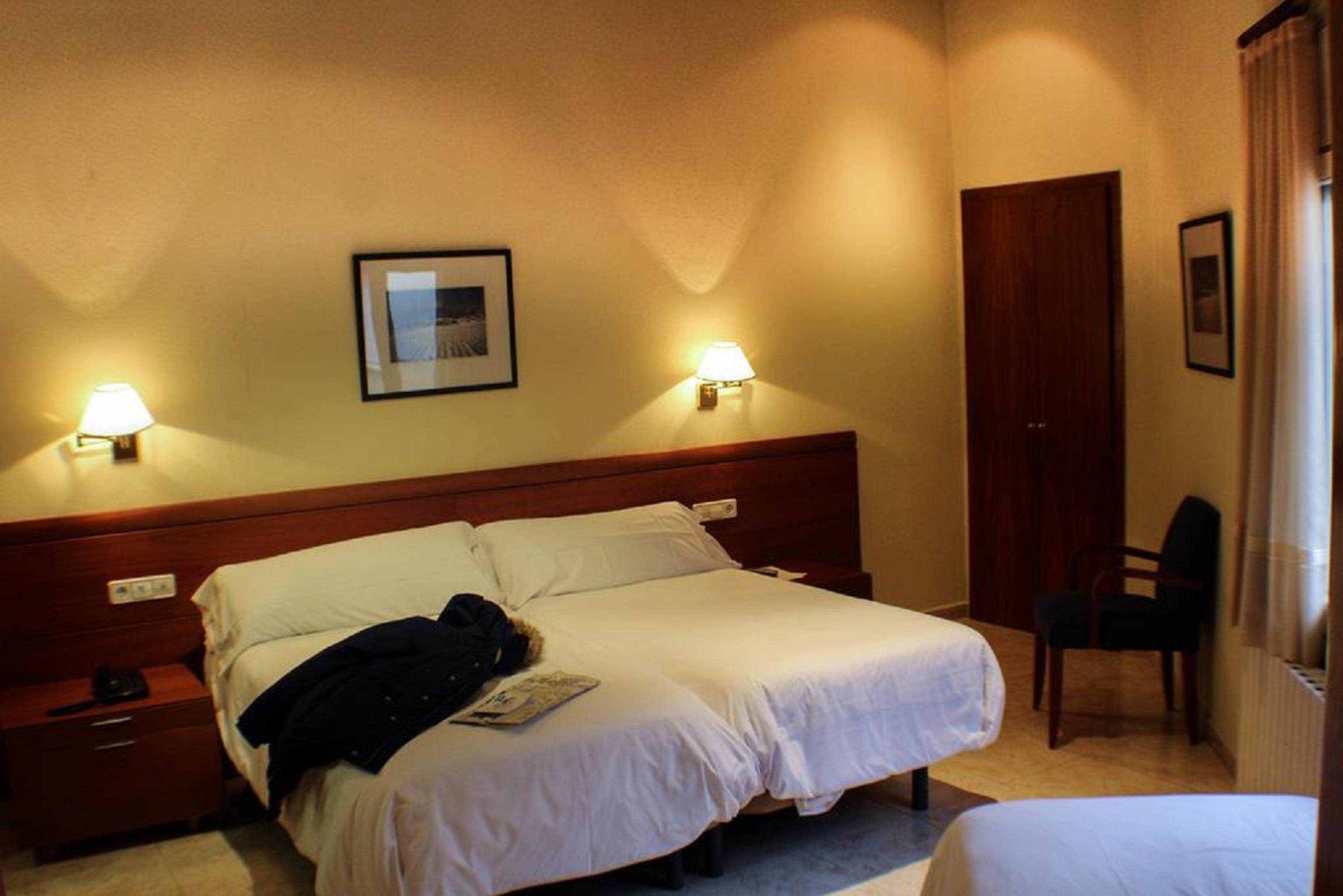Evenia Oros Hotel 3*