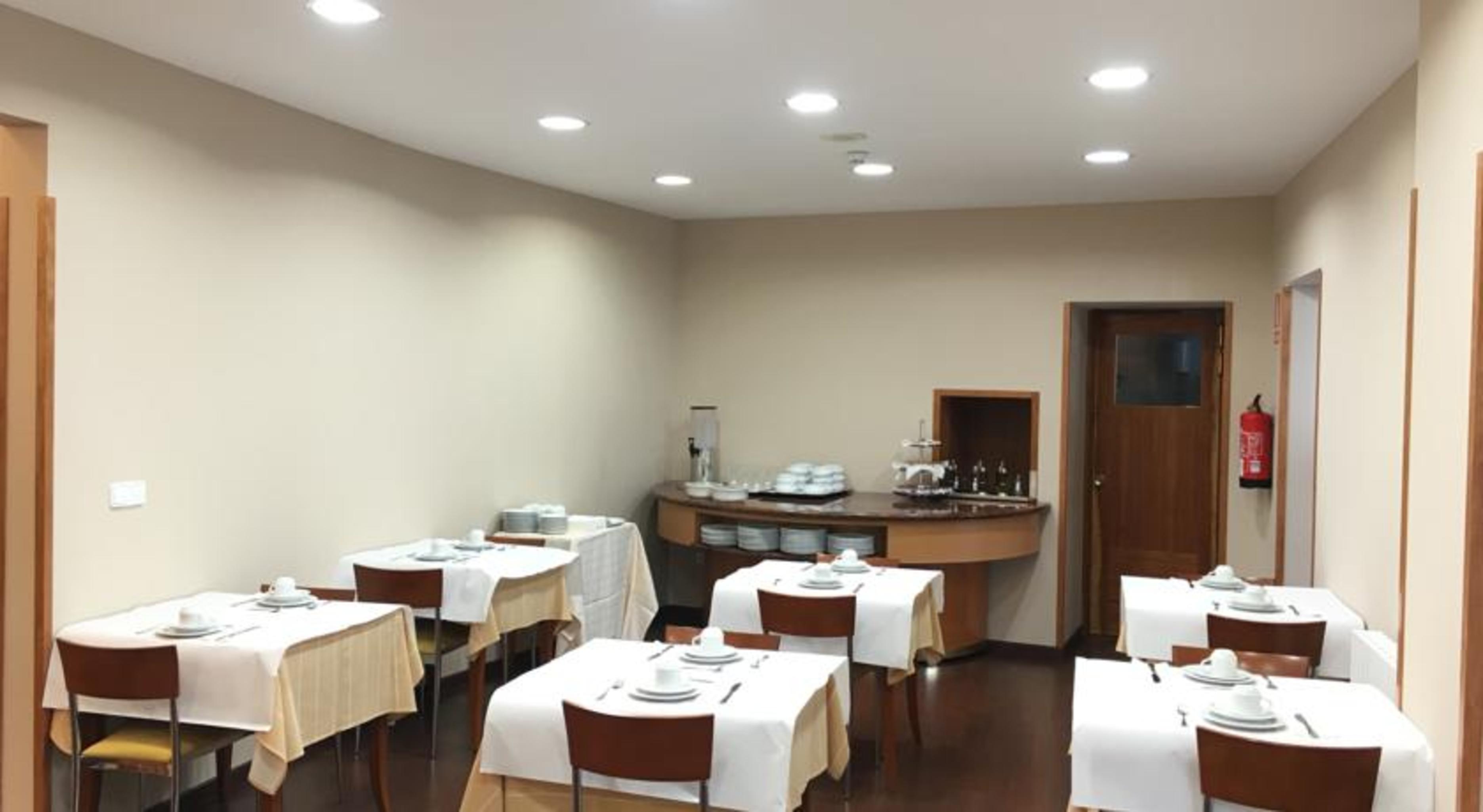 Evenia Oros Hotel 3*