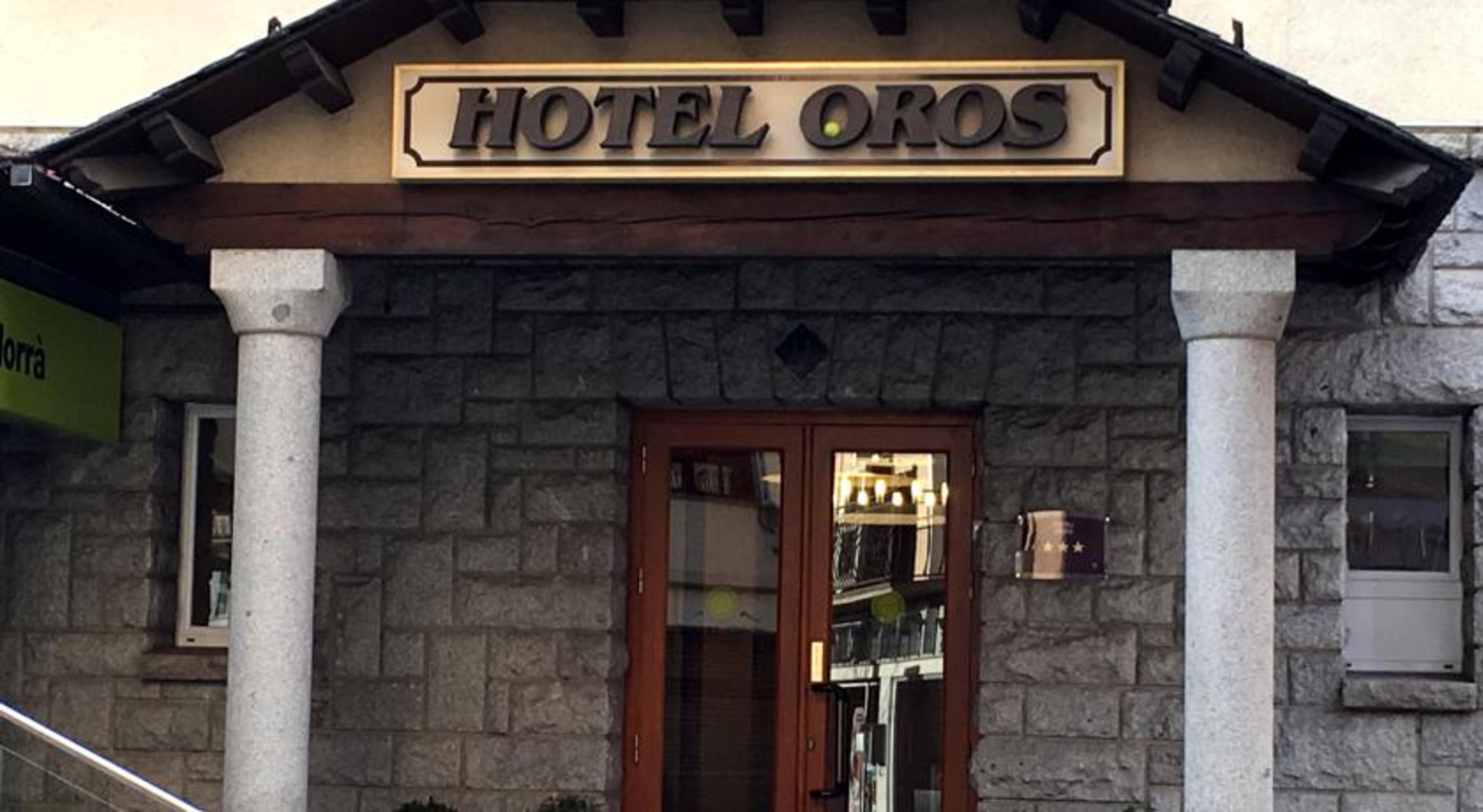Evenia Oros 3*