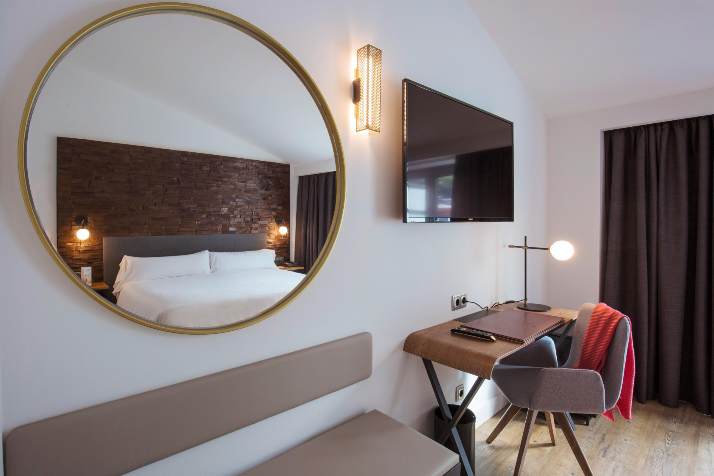 Yomo Centric Hotel 4*