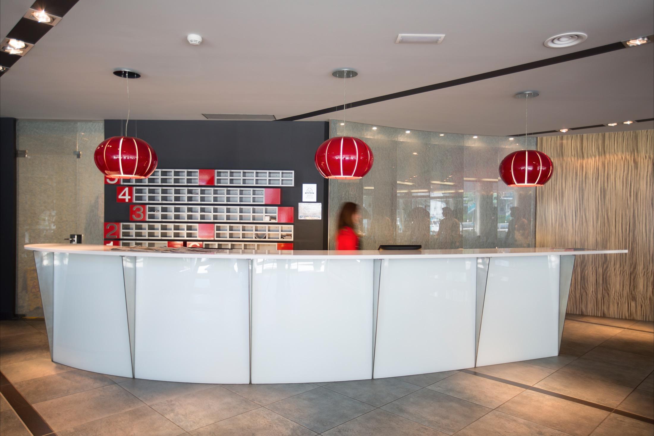 Yomo Mola Park Hotel