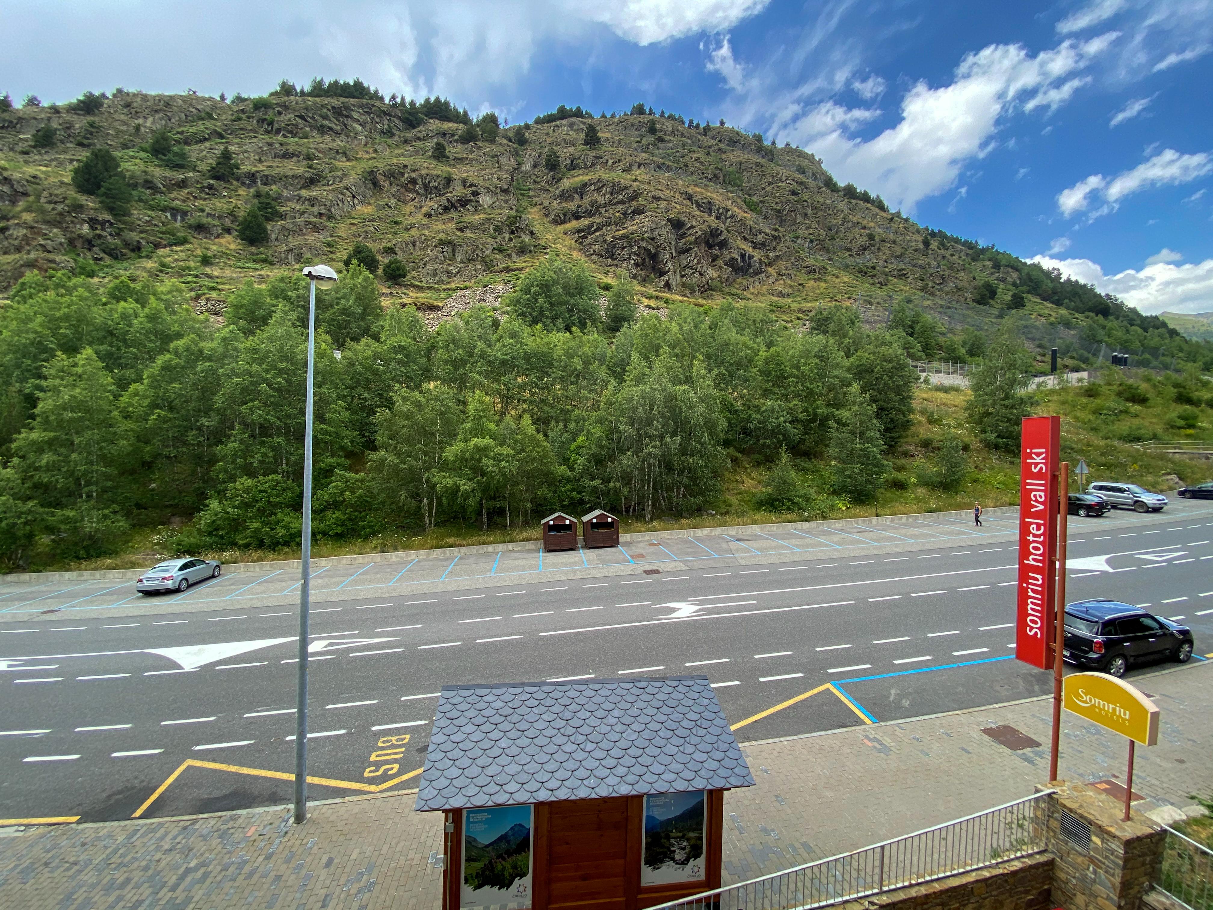 Somriu Vall Hotel