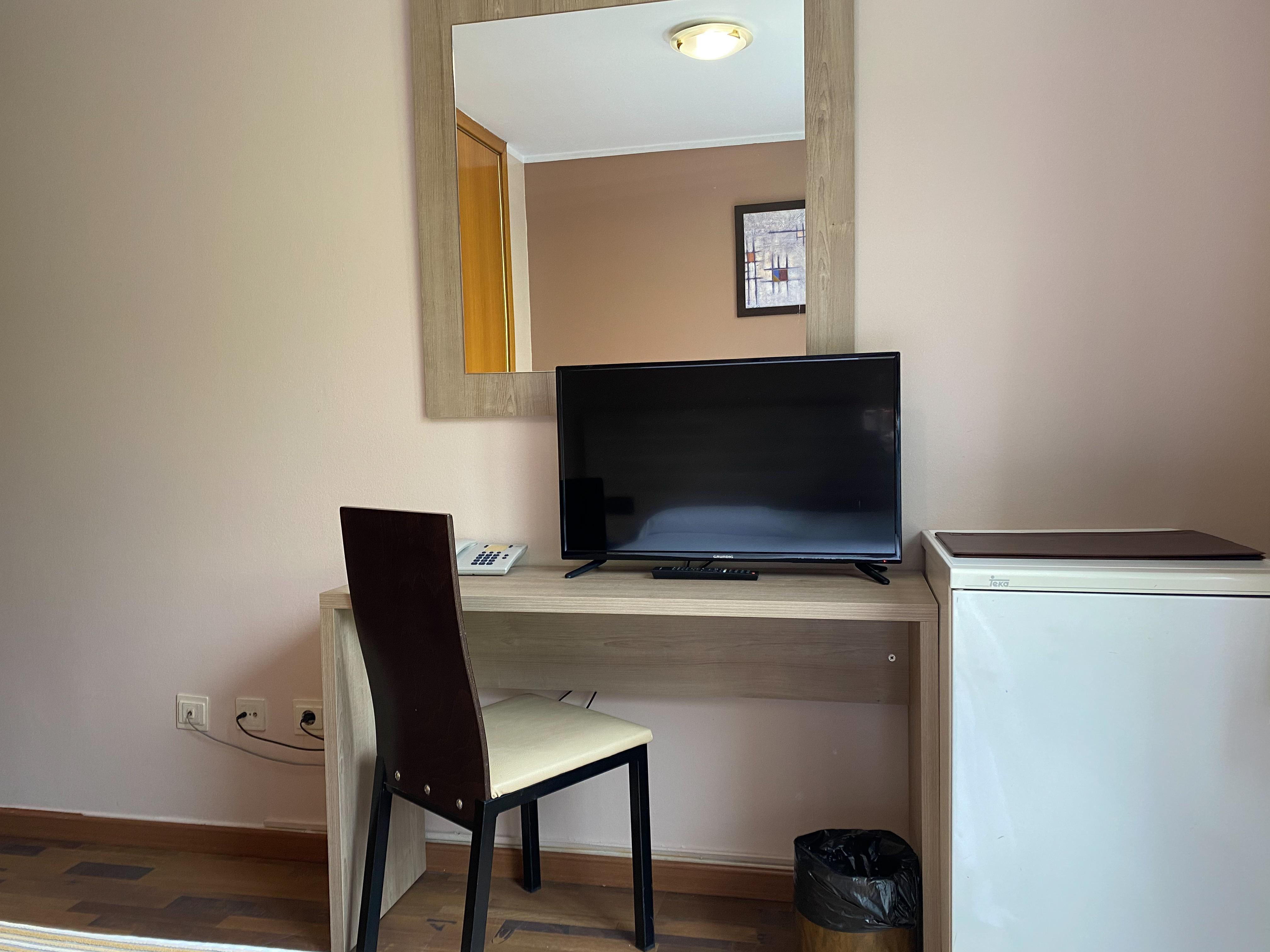 Somriu Vall Hotel 3*