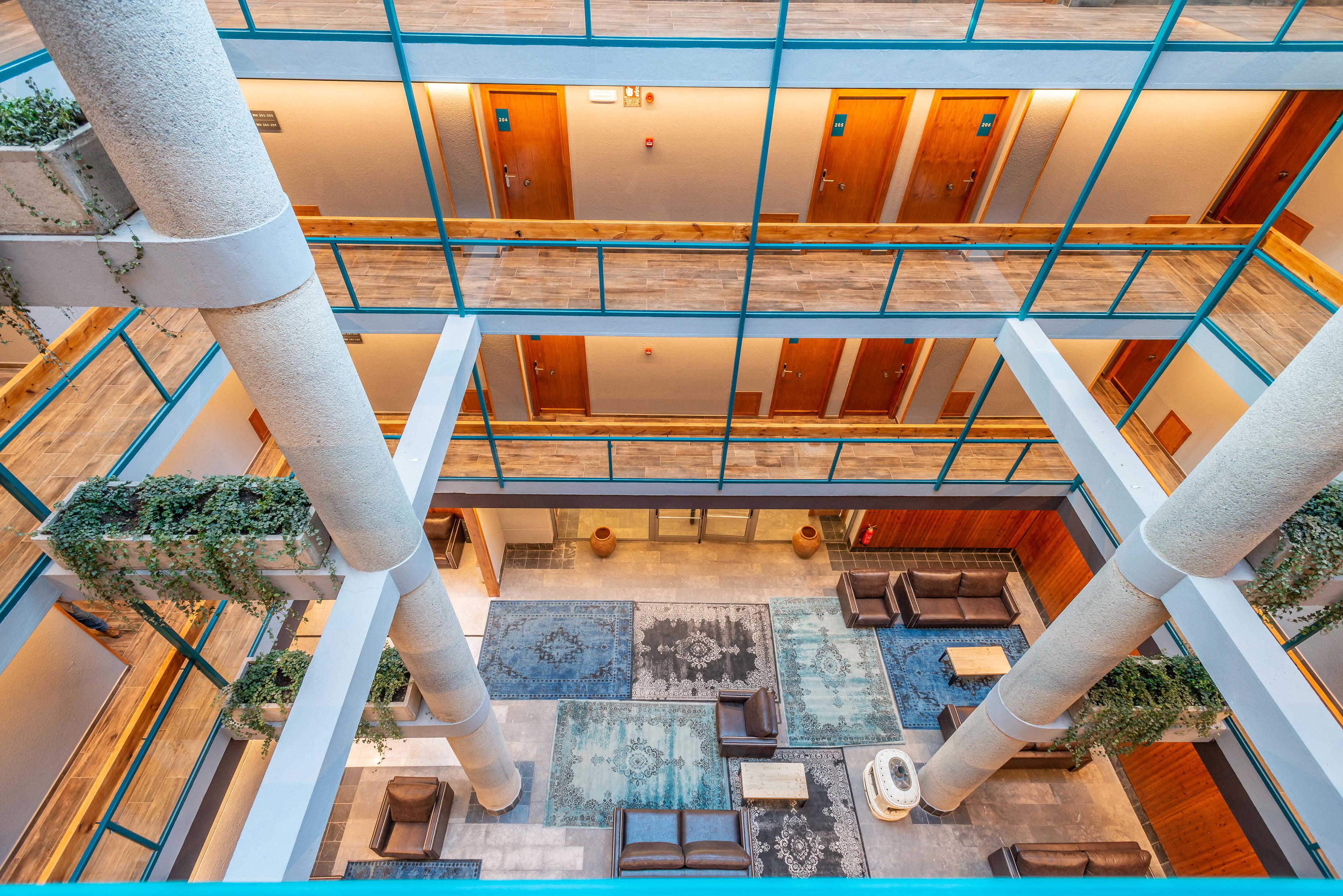Hotel Ushuaia, The Mountain 4*
