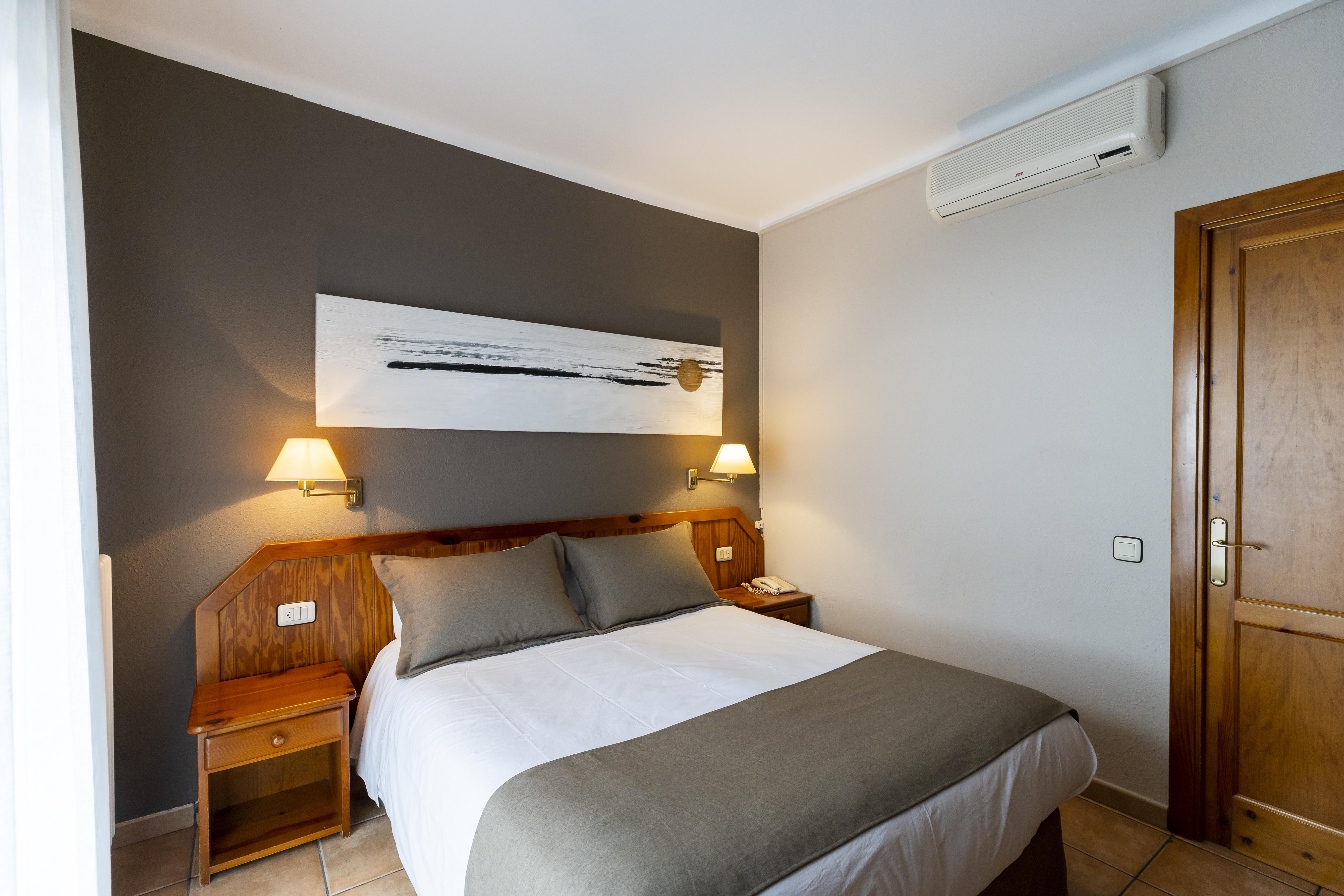 Hotel Yomo Petit Paris 3*
