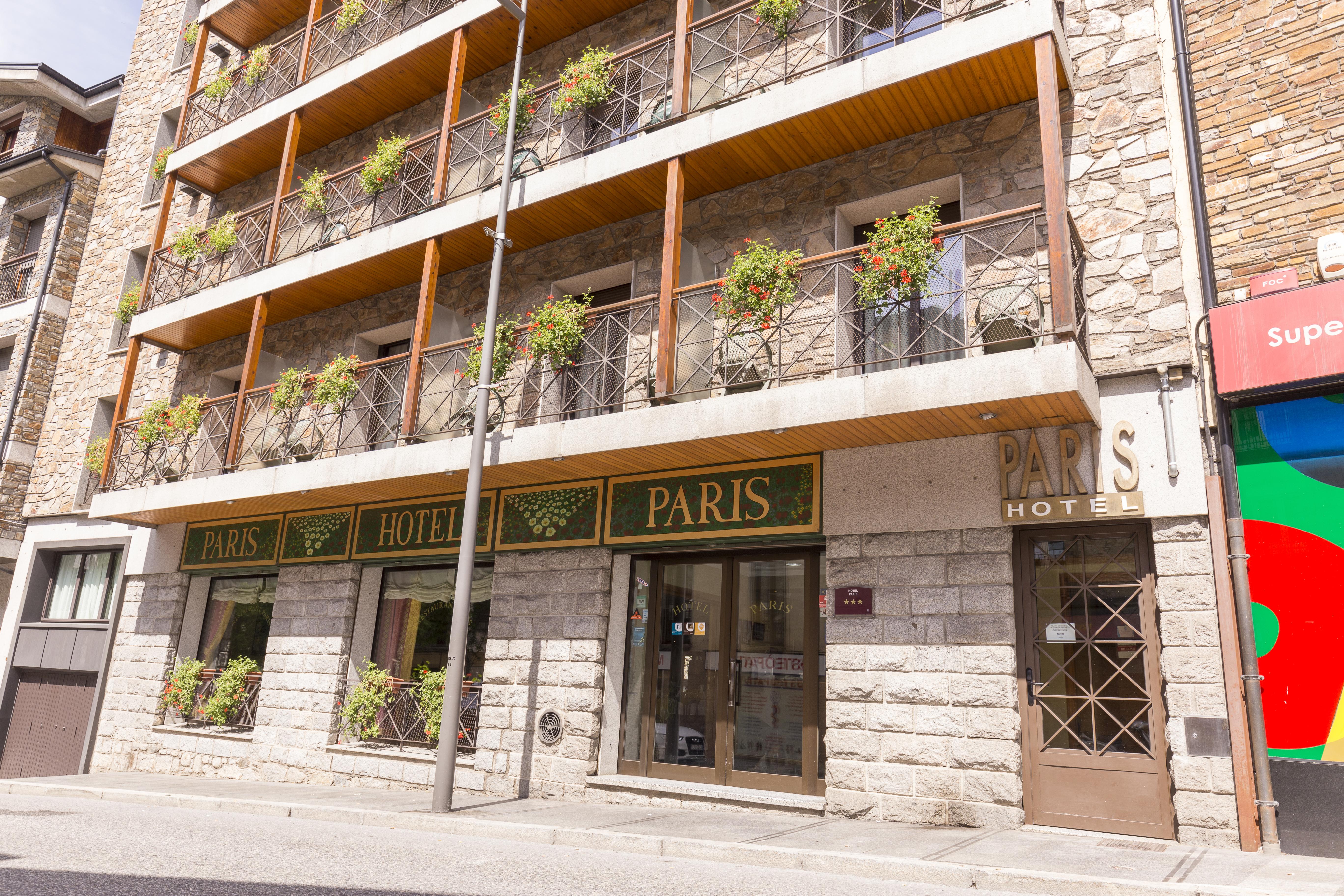 Yomo Petit Paris Hotel