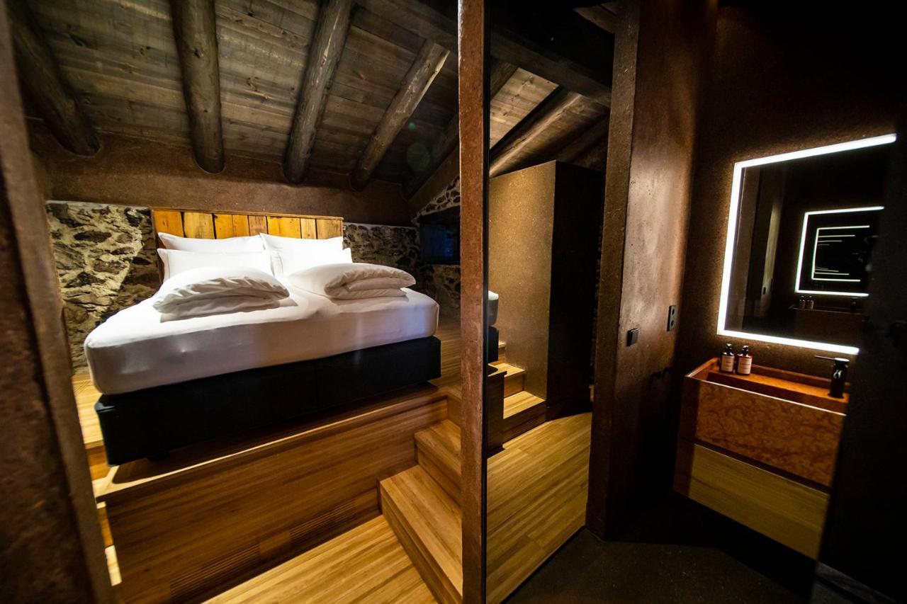 Les Pardines 1819 Mountain & Hotel Encamp