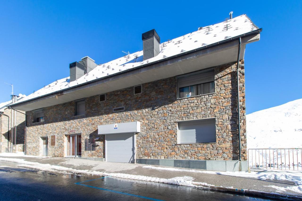 Araco 3000 Apartment *
