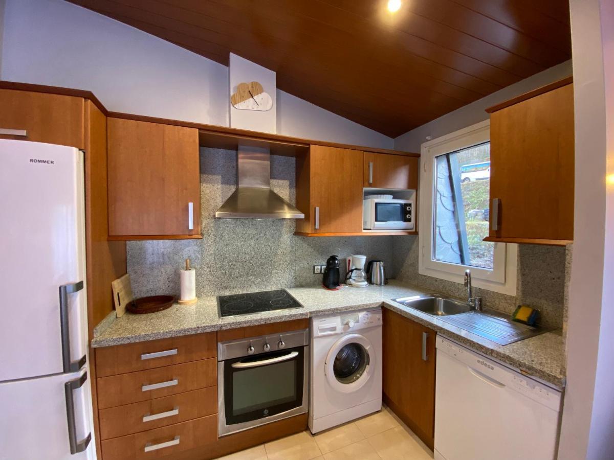 Euro Atic Hut 6794 Encamp