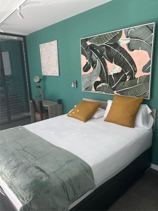 Apartment Plan B Center