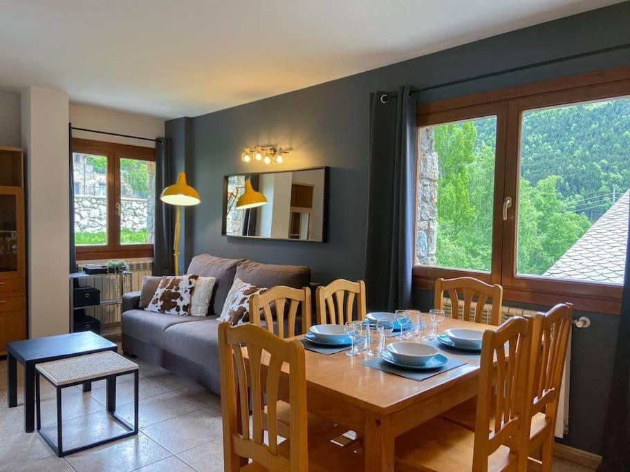 Moderno Y Rustico En Ransol 6pax L By Bonesvacances Canillo