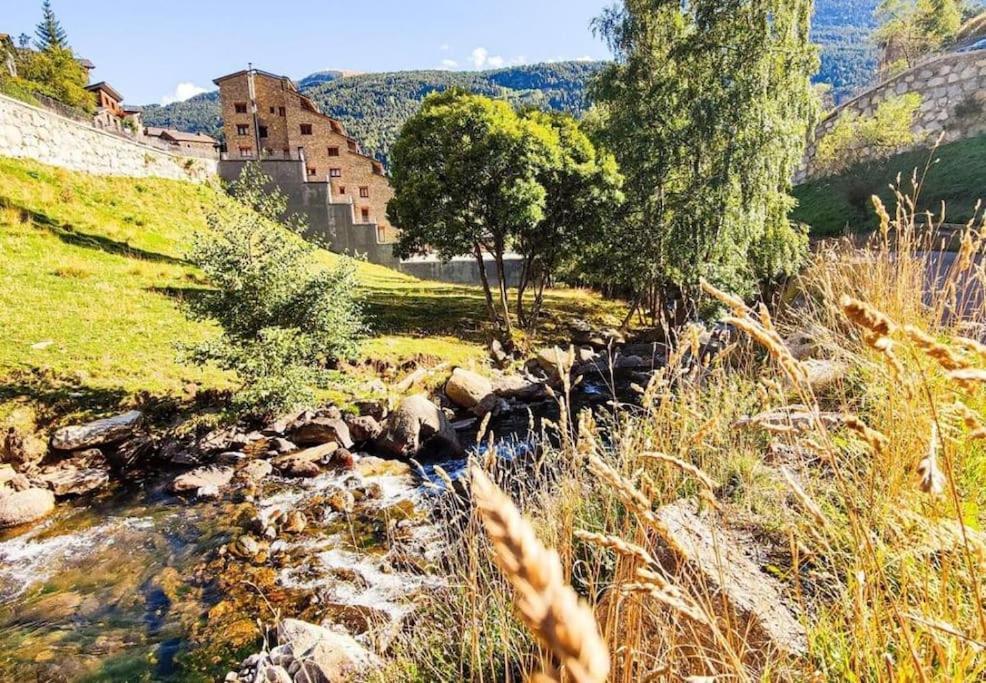 Apartment Moderno Y Rustico En Ransol 6pax L By Bonesvacances *