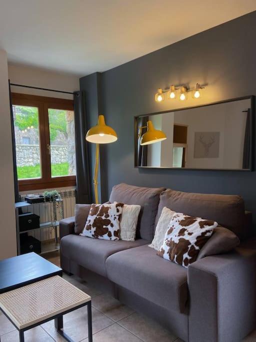 Apartment Moderno Y Rustico En Ransol 6pax L By Bonesvacances *