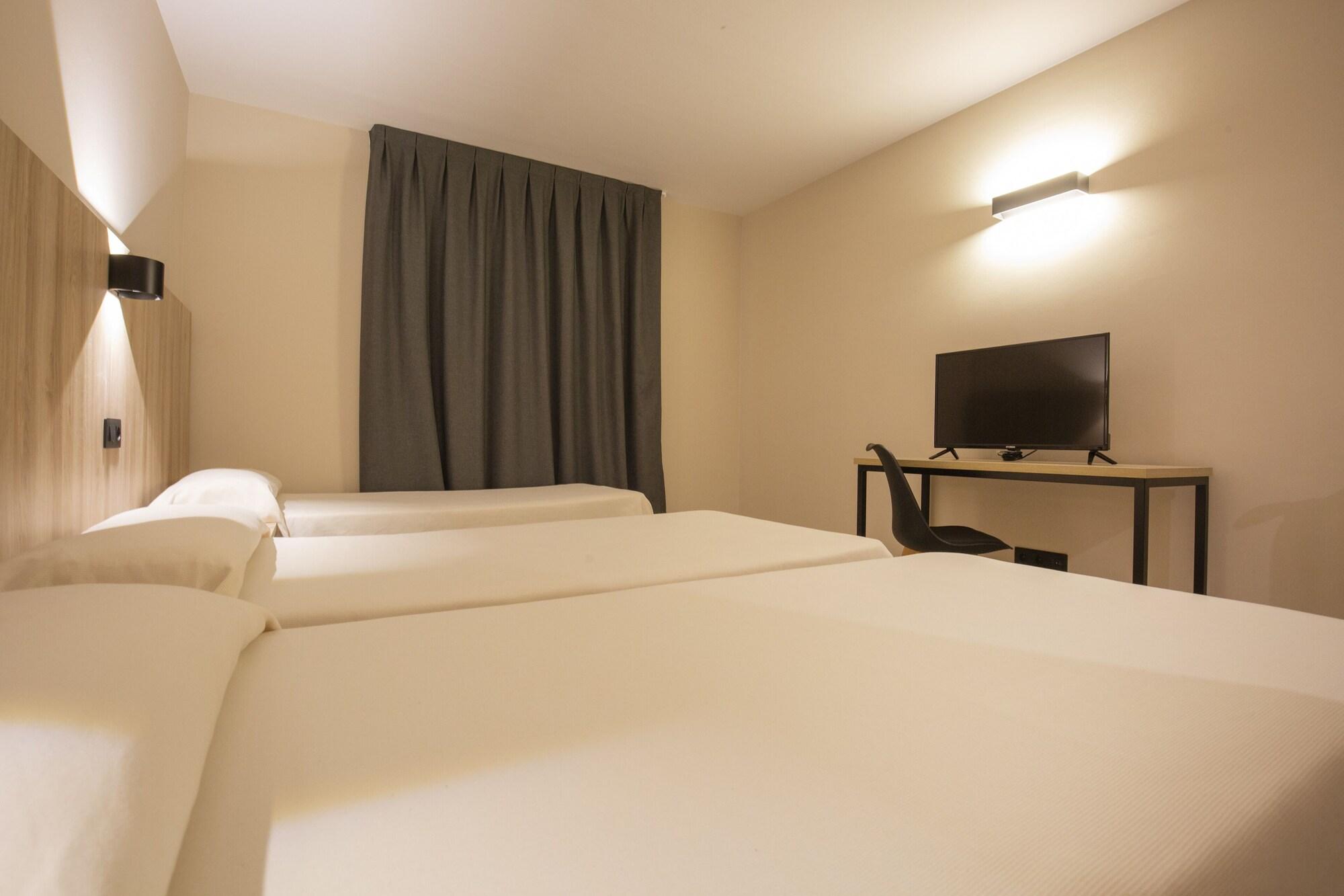 Hotel Hotel Encamp 3*
