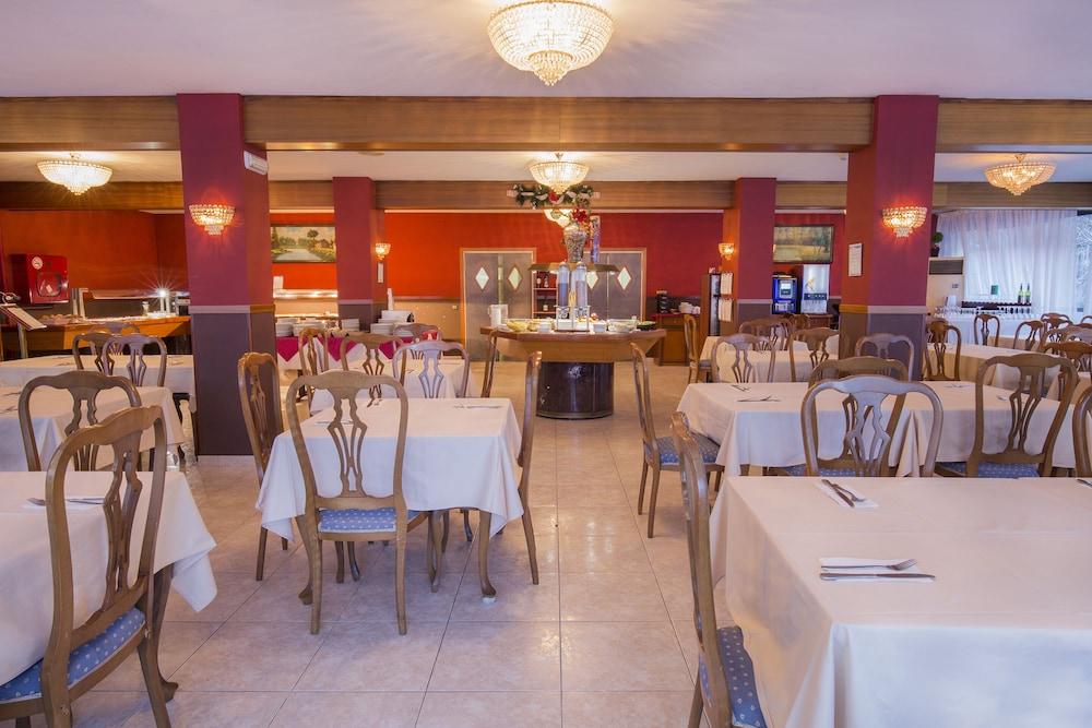 Hotel Hotel Encamp 3*