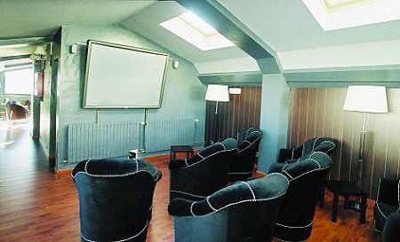 Caribou Hotel 4*