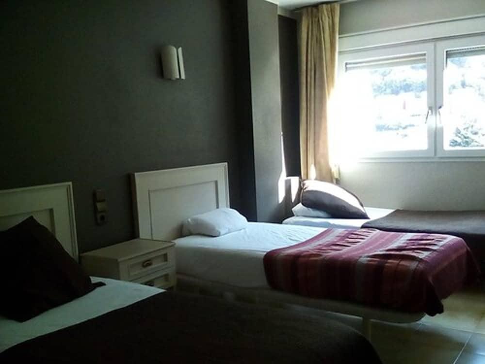 Font Del Marge Hotel