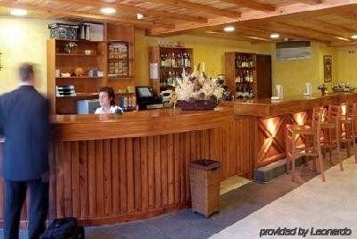 Holastays La Hotel