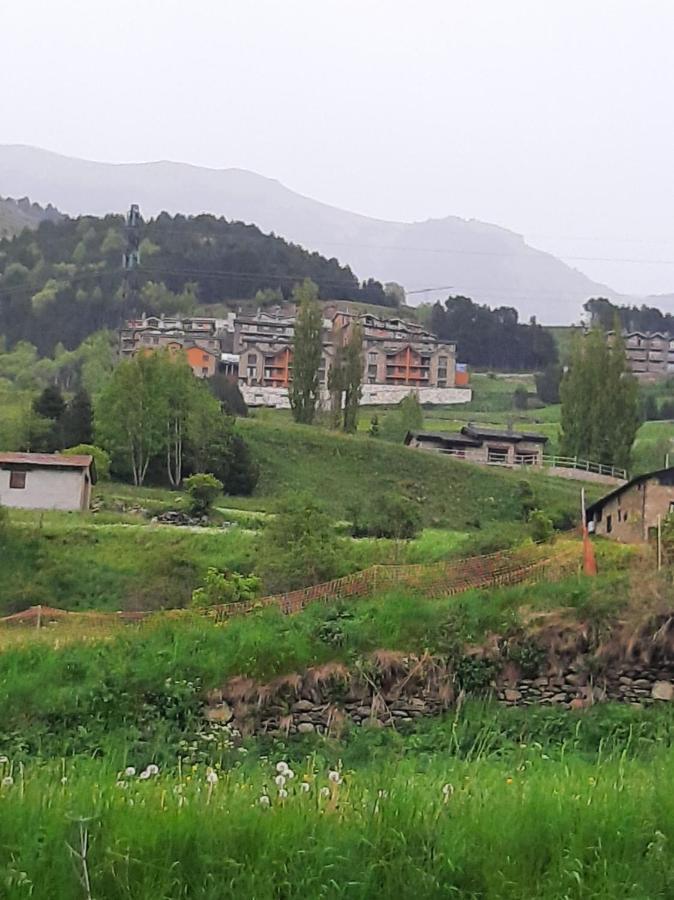 Flor De Muntanya Hut1-08302