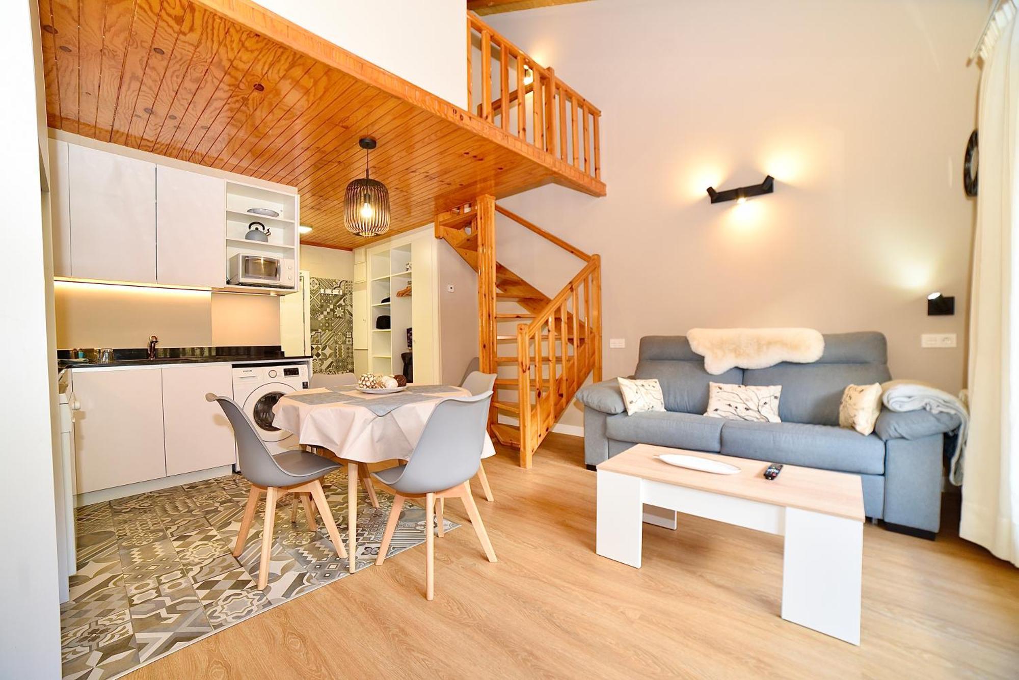 Duplex Junto Al Rio En Incles, Sol22 Hut- 8412 Apartamento