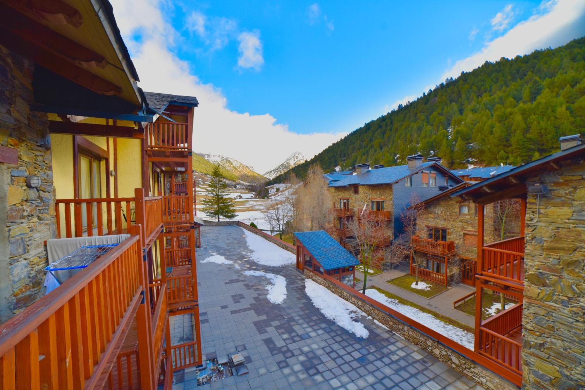 Apartamento Duplex Junto Al Rio En Incles, Sol22 Hut- 8412 Canillo