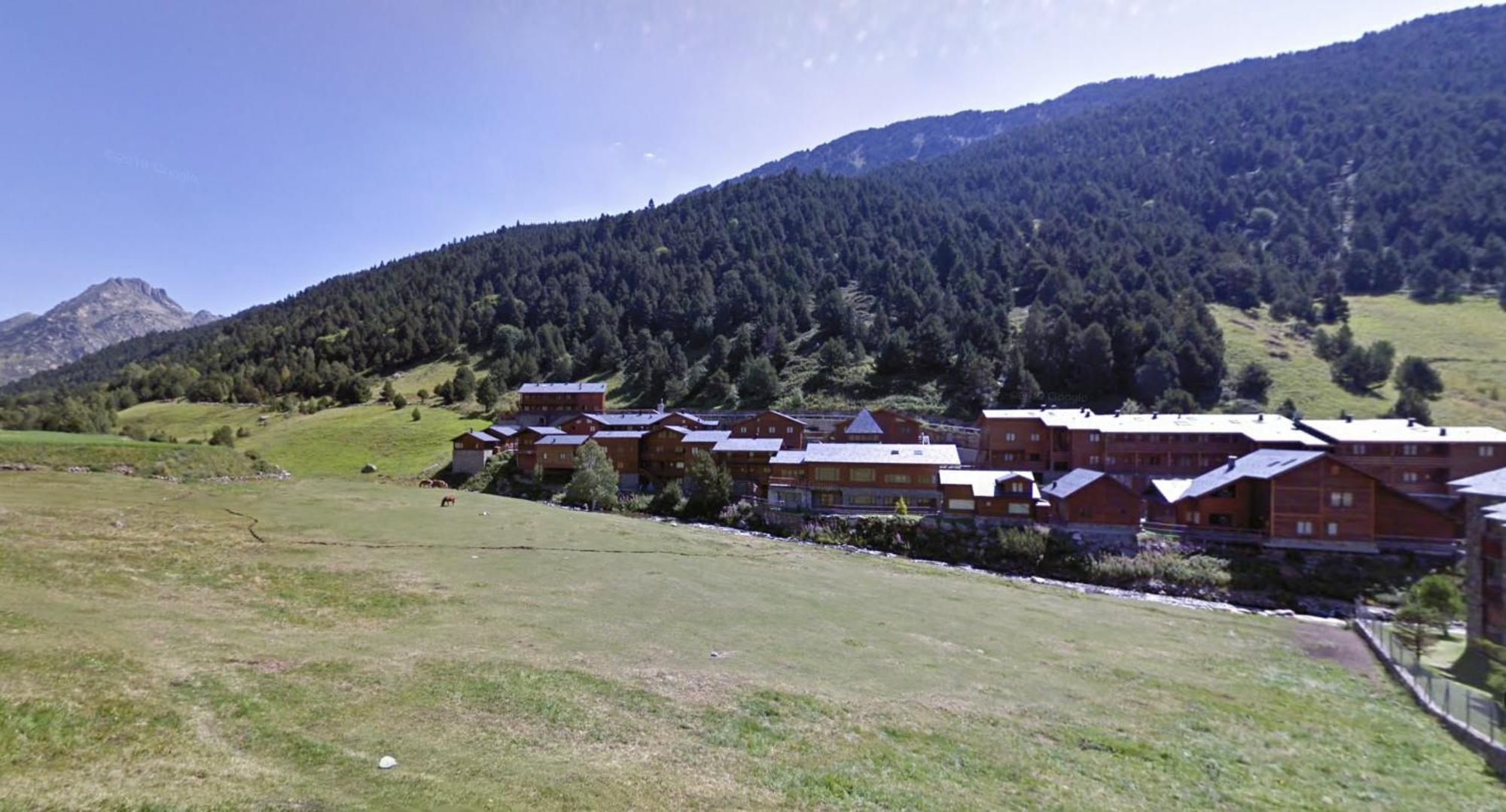 Duplex Junto Al Rio En Incles, Sol22 Hut- 8412 * Canillo