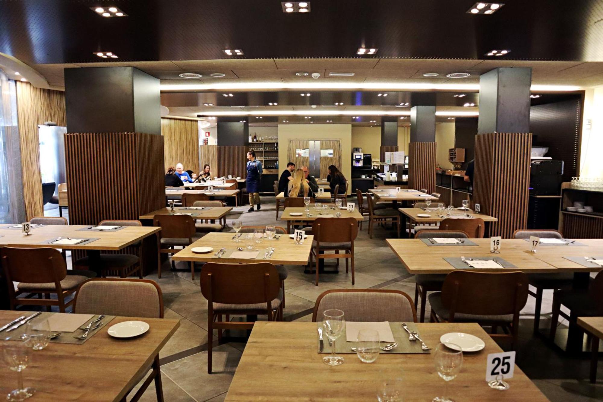Yomo Mola Park Hotel 4*
