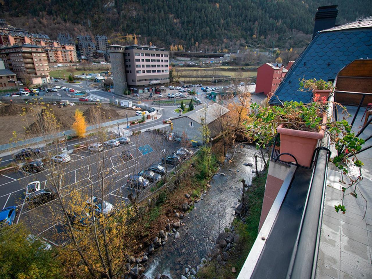 Pere D'urg 3000 Hotel