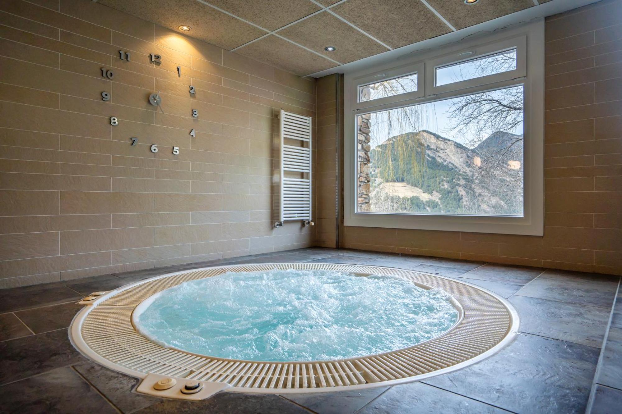 Abba Babot Hotel