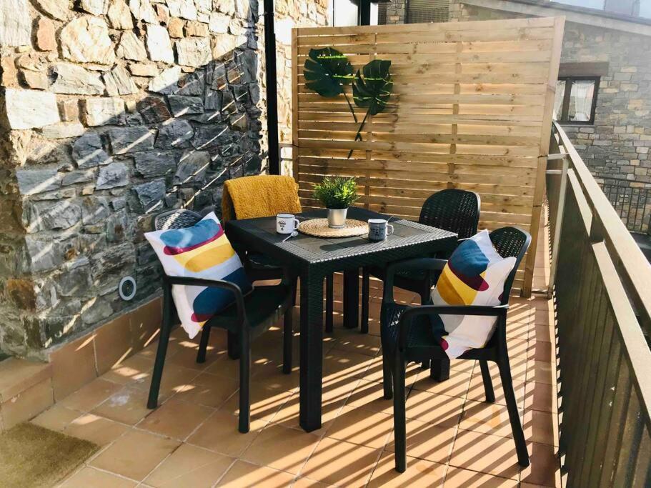 Wifi-parquing Free-terraza Hut 5213 * Canillo