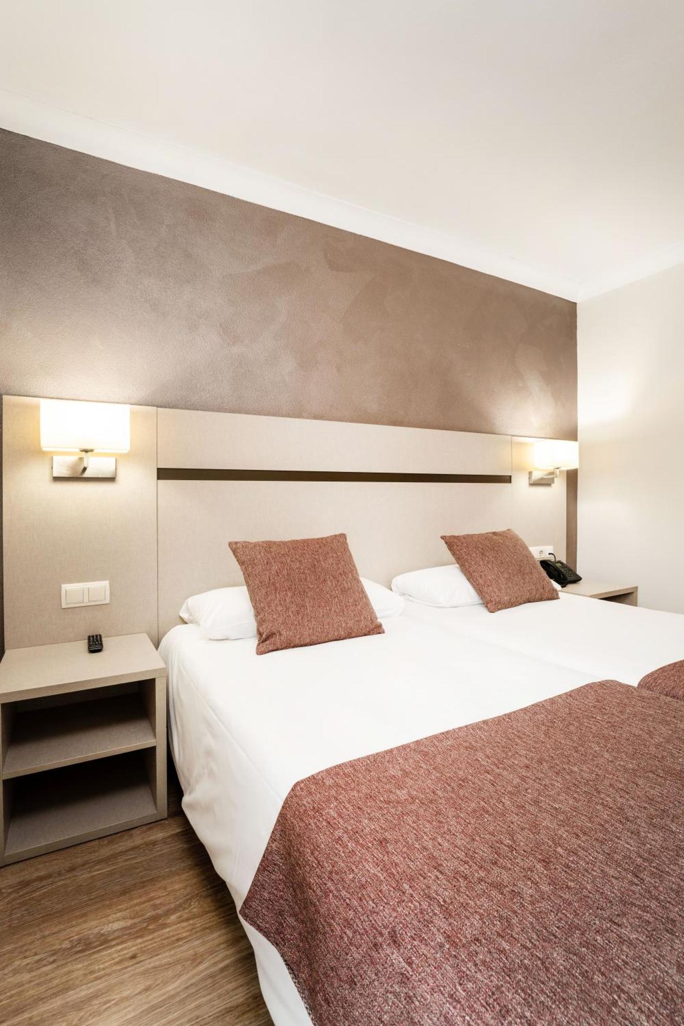 Hotel Hotel&apartahotel Serhs Cosmos