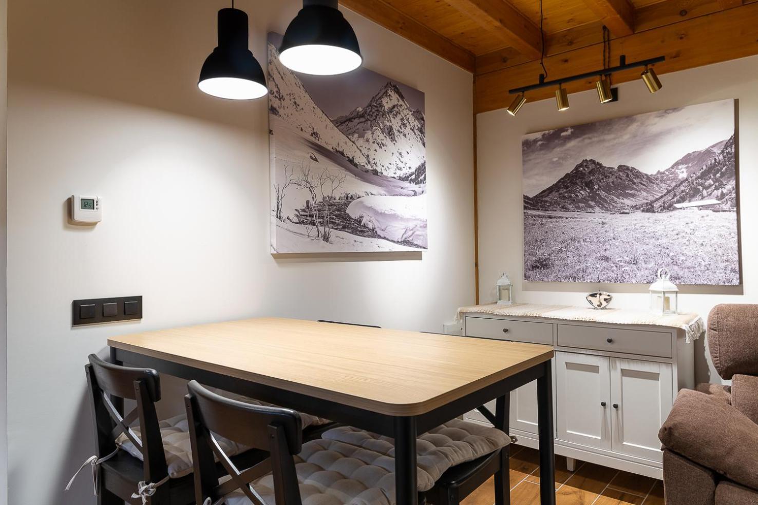 Apartamento Andbnb L Lujo Junto A Grandvalira Con Parking Gratuito