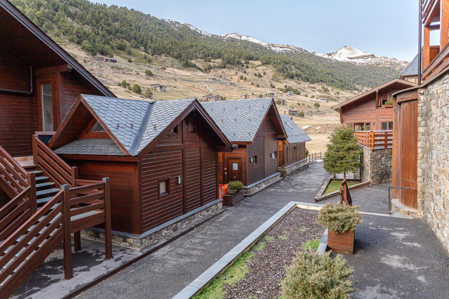 Andbnb L Lujo Junto A Grandvalira Con Parking Gratuito Apartamento Incles
