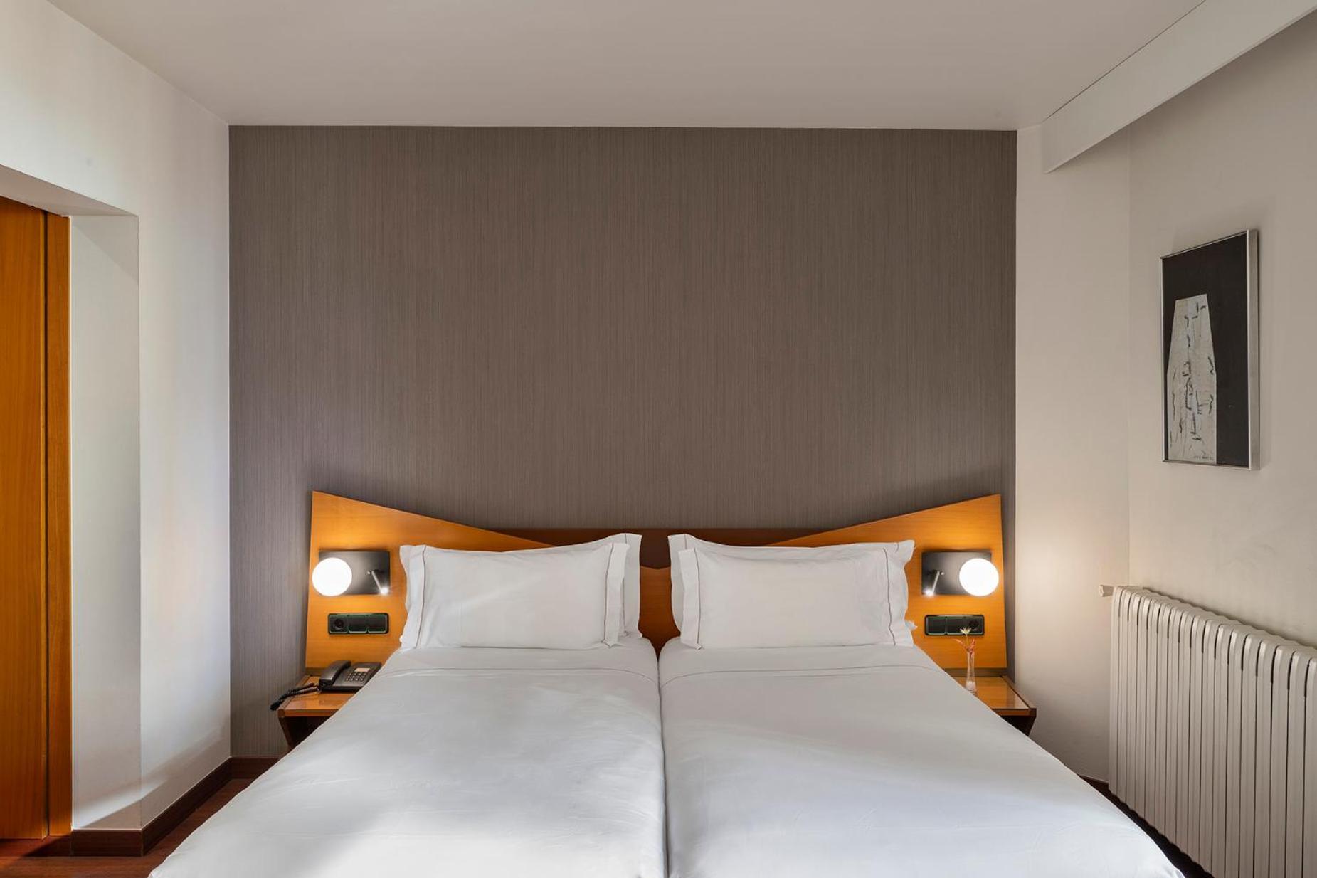 Hotel De L'isard 3*