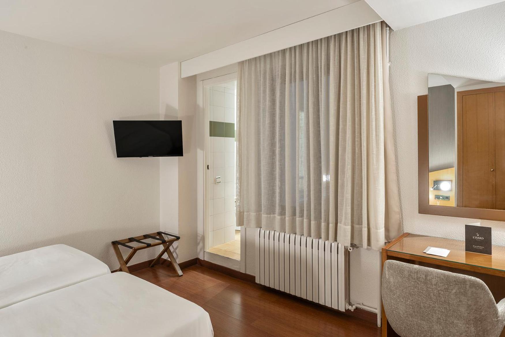 De L'isard Hotel Andorra la Vieja