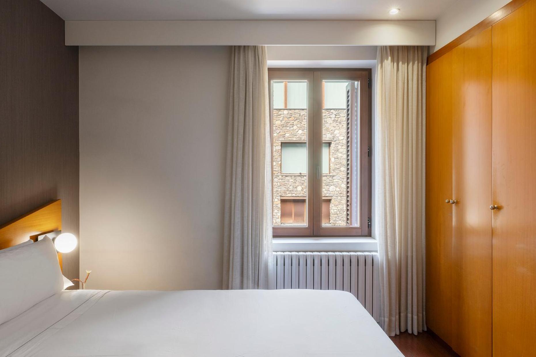 De L'isard Hotel 3*