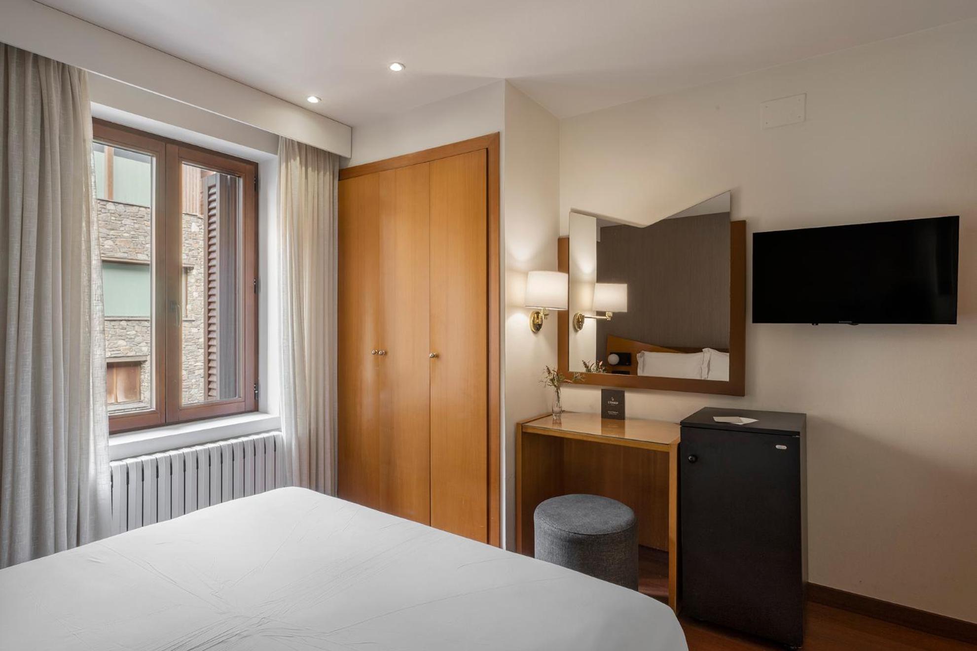 De L'isard Hotel Andorra la Vieja