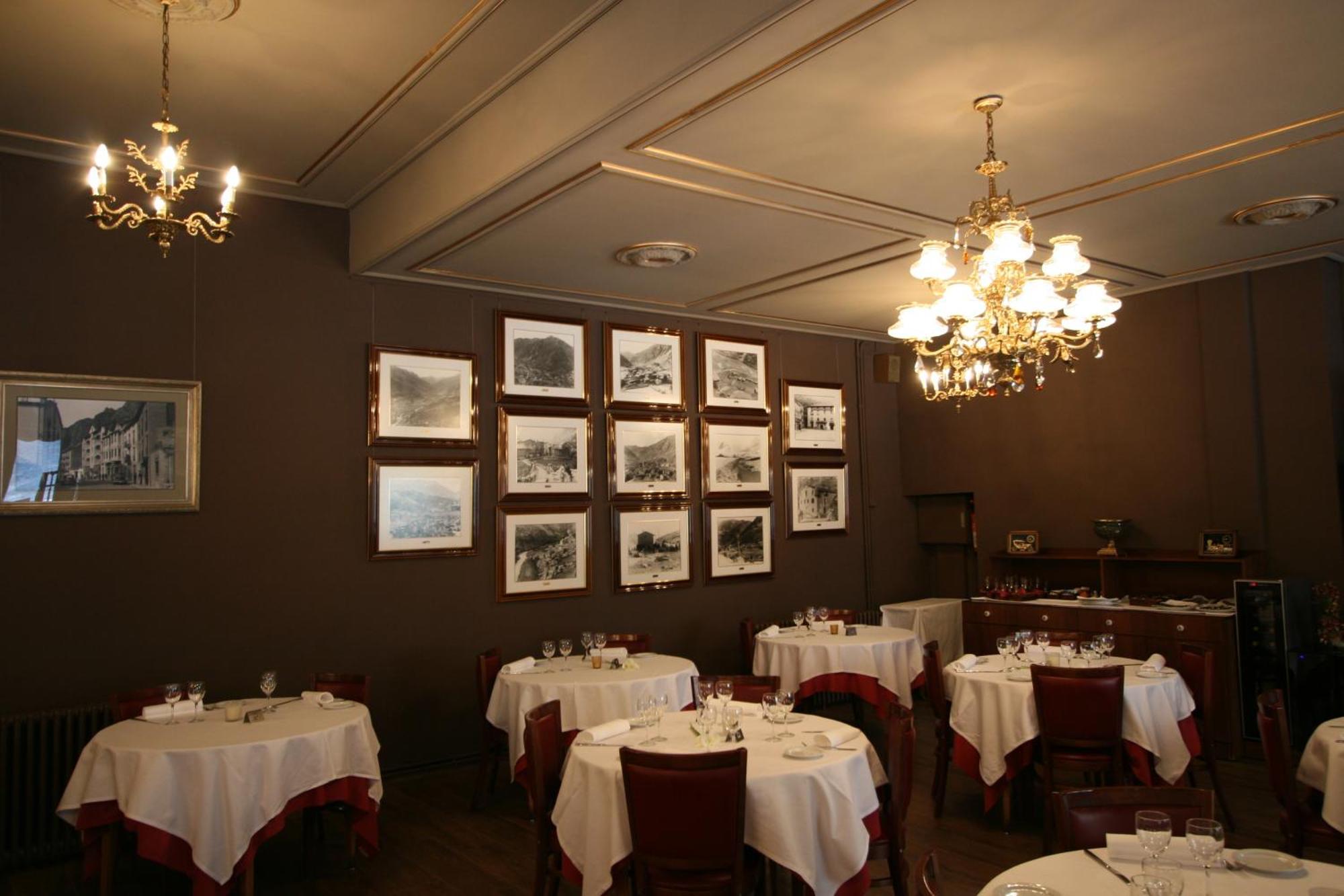 Hotel Pyrénées 3*