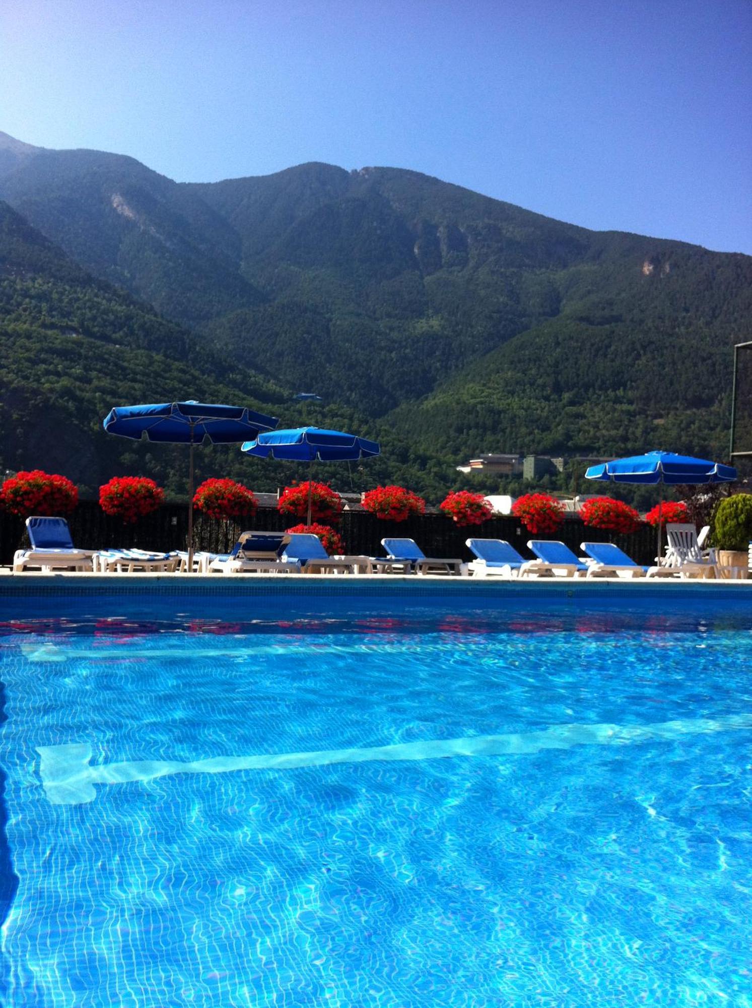 Hotel Pyrénées Andorra la Vieja