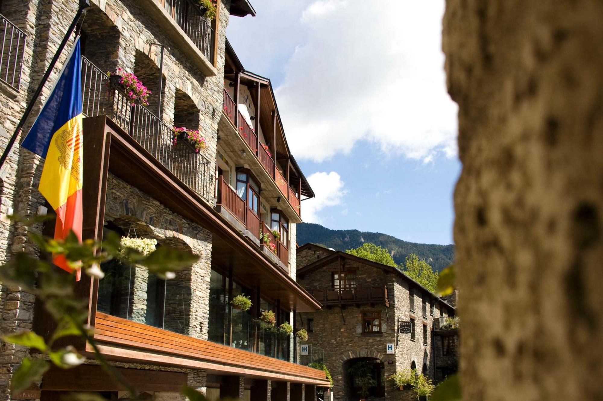 Santa Barbara De La Vall D'ordino Hotel